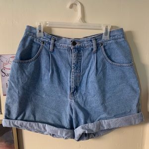 Eddie Bauer high waisted shorts
